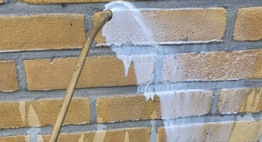 Bedrijfspand hydrofoberen — de voordelen van professionele gevelimpregnatie