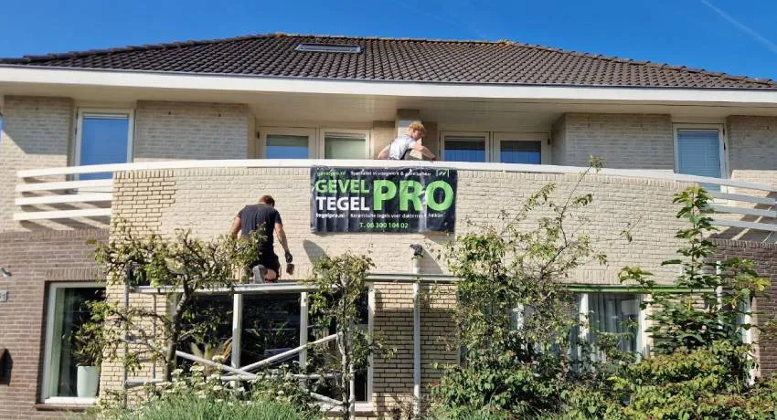 Stoomreiniging gevel — methode met laagste impact op zachte bakstenen